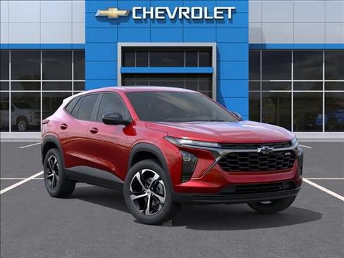 New 2026 Chevrolet Trax RS w/ Sunroof Package FWD image 7