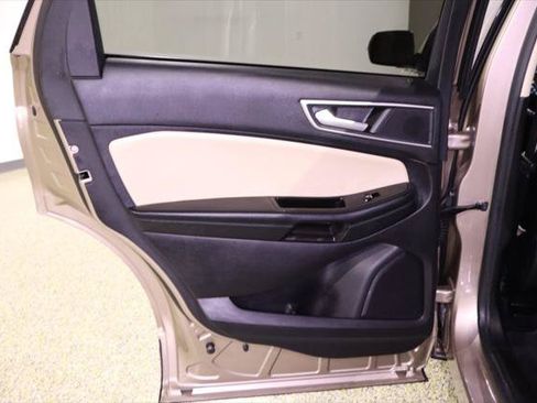Used 2020 Ford Edge SEL w/ Convenience Package FWD image 36