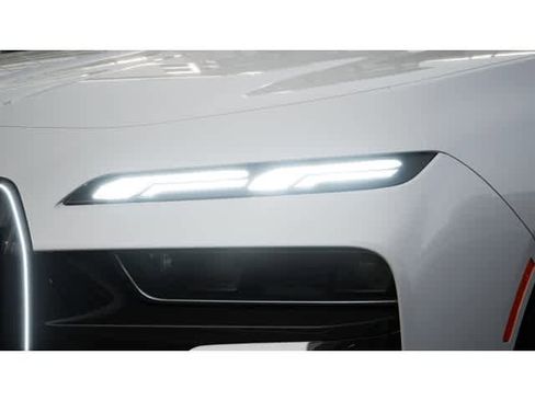 New 2026 BMW 740i w/ Executive Package image 6