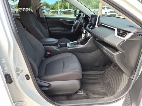 Used 2023 Toyota RAV4 LE FWD image 24