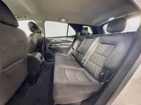 Used 2019 Chevrolet Equinox LT AWD/4WD image 24