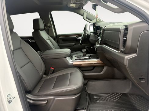 New 2026 Chevrolet Silverado 1500 RST AWD/4WD image 15