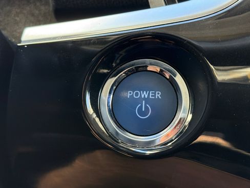 Used 2022 Toyota Prius Prime XLE FWD image 28