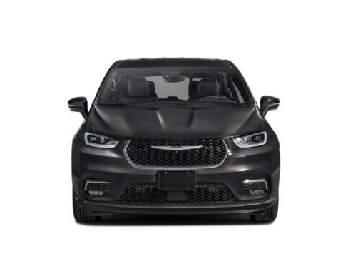 Used 2025 Chrysler Pacifica Select image 7