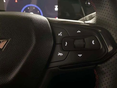 Used 2025 Chevrolet TrailBlazer RS w/ Convenience Package image 32