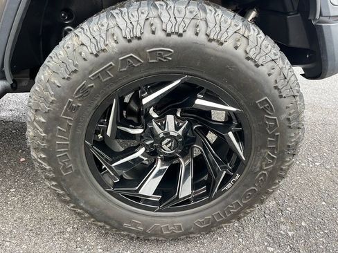 Used 2019 Jeep Wrangler Unlimited Rubicon image 14