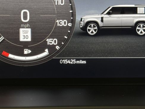 Used 2023 Land Rover Defender 110 75th Limited Edition image 3