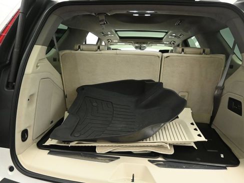 Used 2023 Cadillac Escalade Sport Platinum w/ LPO, ONYX Package image 24