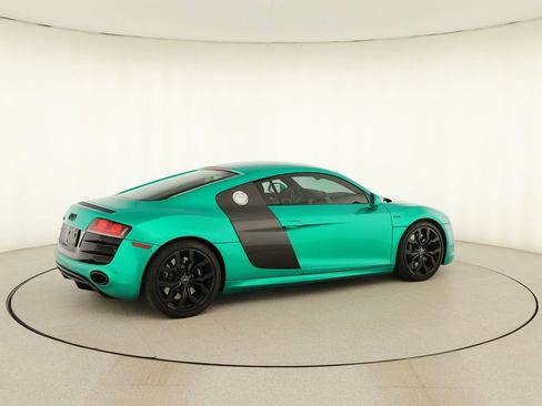 Used 2011 Audi R8 V10 AWD/4WD image 7