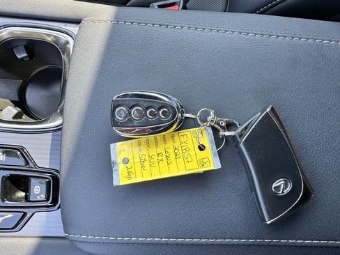 Used 2023 Lexus RX 500h 500h F SPORT Performance image 21