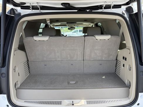 Used 2019 GMC Yukon Denali w/ Denali Ultimate Package image 28