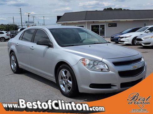 Used 2011 Chevrolet Malibu LS FWD image 1