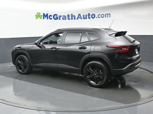 Used 2026 Chevrolet Trax ACTIV w/ Driver Confidence Package image 18