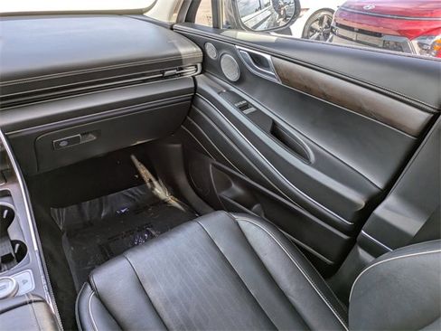 Used 2021 Genesis GV80 2.5T w/ Prestige Package 05 image 17