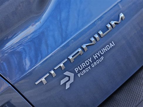 Used 2020 Ford Escape Titanium w/ Titanium Premium Package 2.0 image 8