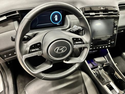 Certified 2023 Hyundai Tucson SEL w/ Convenience Package FWD image 16