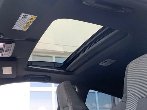 Used 2018 Honda Civic Si image 5