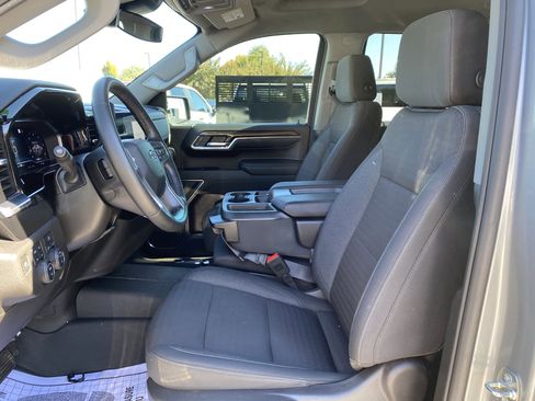 Used 2023 Chevrolet Silverado 1500 RST image 16