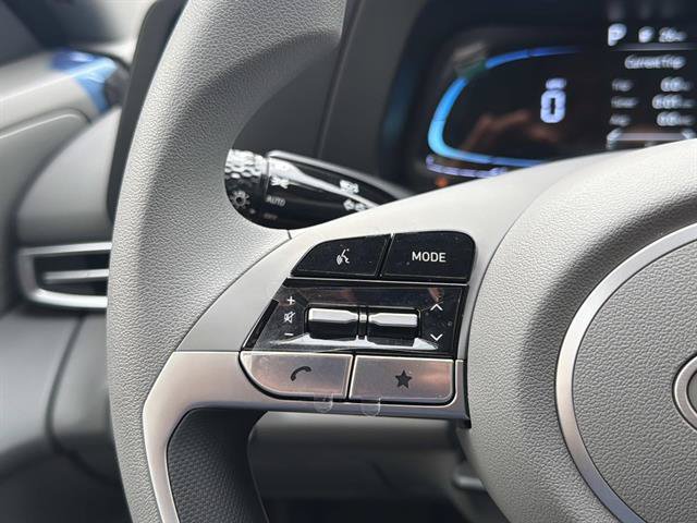 New 2026 Hyundai Elantra SE FWD image 17