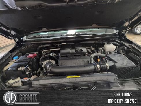 Used 2024 Nissan Frontier SL w/ Technology Package AWD/4WD image 21