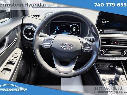 Used 2022 Hyundai Kona Limited w/ Winter Weather Package AWD/4WD image 7