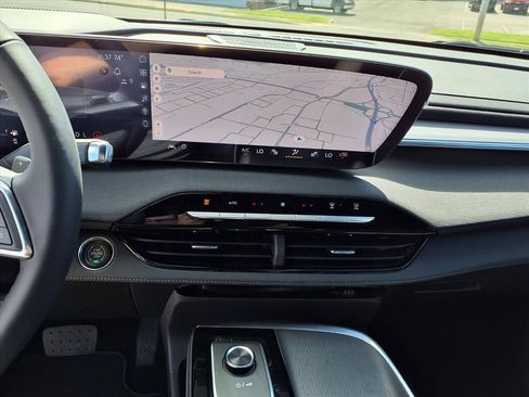 New 2026 Buick Enclave Sport Touring image 14