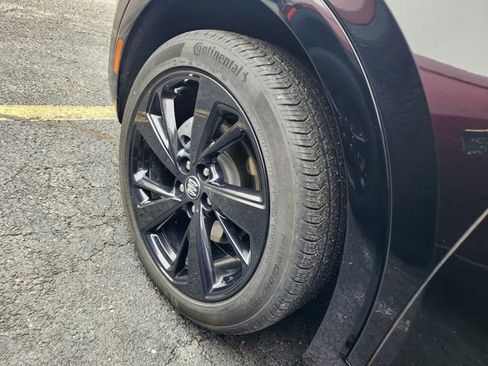 Used 2025 Buick Envision Sport Touring image 23