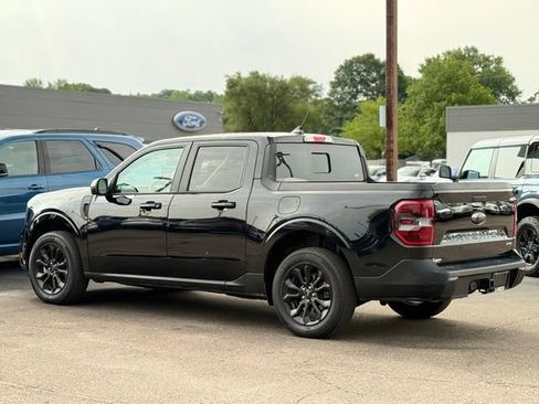 Used 2024 Ford Maverick Lariat w/ Black Appearance Package AWD/4WD image 39