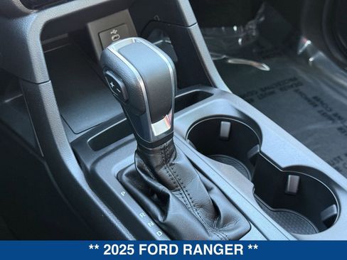 New 2025 Ford Ranger XLT w/ Trailer Tow Package RWD image 31
