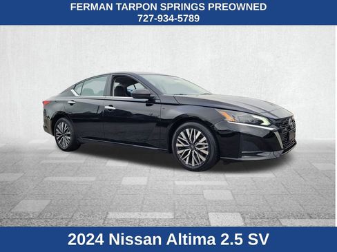 Used 2024 Nissan Altima 2.5 SV image 1