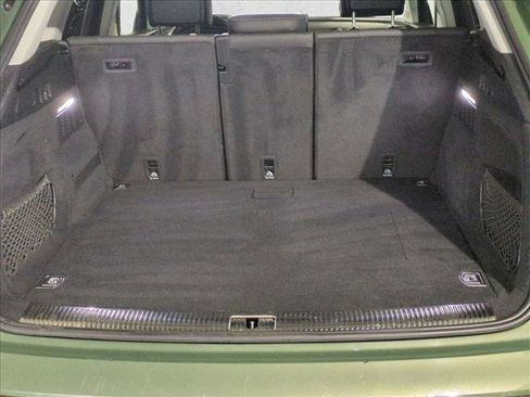 Used 2021 Audi Q5 e Prestige w/ Prestige Package AWD/4WD image 6
