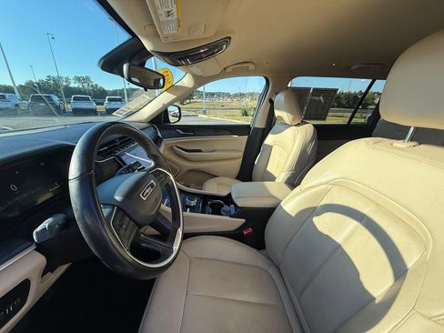 Used 2022 Jeep Grand Cherokee L Limited AWD/4WD image 19