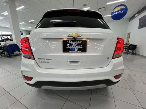 Used 2019 Chevrolet Trax LT w/ LT Convenience Package image 32
