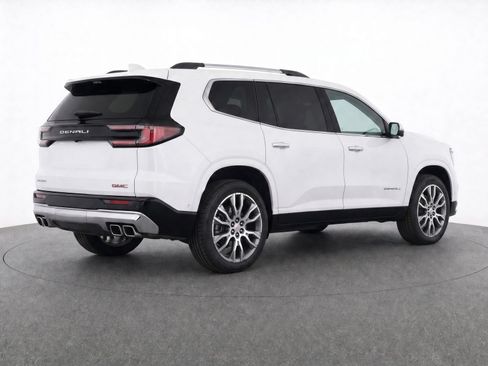 Used 2024 GMC Acadia Denali w/ Super Cruise Package FWD image 5