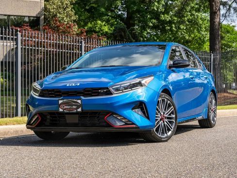 Used 2023 Kia Forte GT w/ GT2 Package FWD image 2