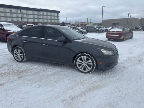 Used 2013 Chevrolet Cruze LTZ image 4