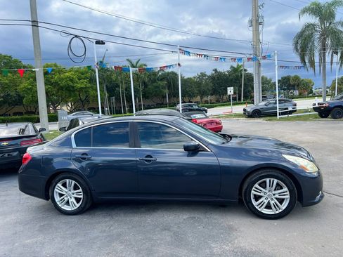 Used 2010 INFINITI G37 Sedan RWD image 3