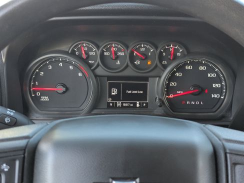 Used 2024 Chevrolet Silverado 2500 Custom w/ Custom Value Package image 24