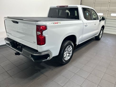Used 2022 Chevrolet Silverado 1500 LT w/ Safety Package AWD/4WD image 3