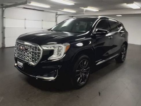 Certified 2024 GMC Terrain Denali w/ Black Diamond Edition AWD/4WD image 4