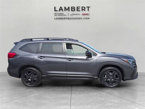 Used 2023 Subaru Ascent Onyx Edition AWD/4WD image 6