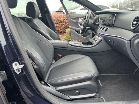 Used 2022 Mercedes-Benz E 350 Sedan image 35