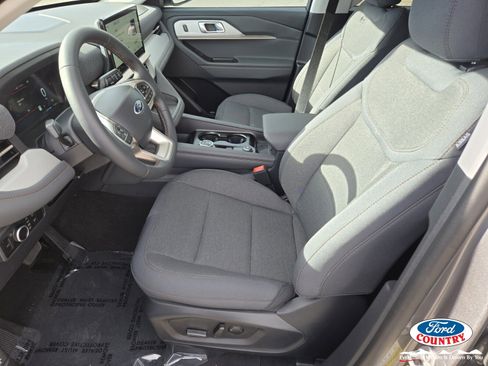 New 2026 Ford Explorer Active image 6