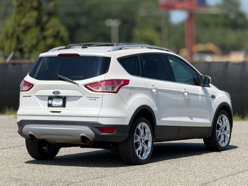 Used 2013 Ford Escape Titanium w/ Parking Technology Pkg AWD/4WD image 9