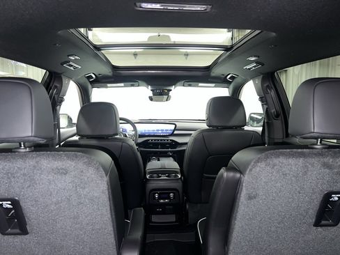 New 2026 Buick Enclave Sport Touring image 33