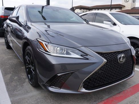 Certified 2024 Lexus ES 300h F Sport image 2