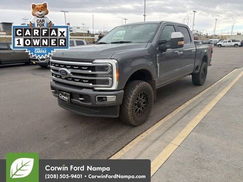 Used 2023 Ford F350 Platinum w/ FX4 Off-Road Package image 4