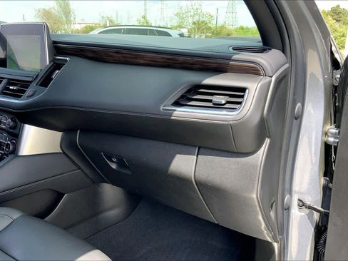 Used 2022 Chevrolet Tahoe Z71 image 18