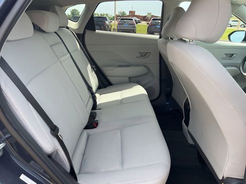 Used 2025 Hyundai Kona SEL FWD image 23