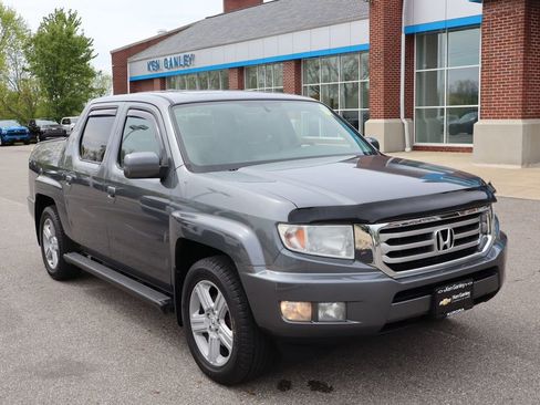 Used 2013 Honda Ridgeline RTL image 2